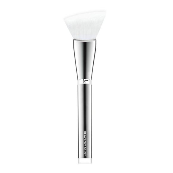 IT Cosmetics NEW #704 Heavenly Skin Skin-Smoothing Complexion Makeup Brush - Picture 2 of 10